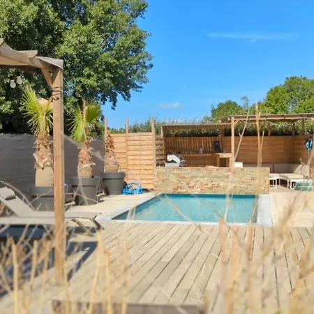 La Salanque Standing Piscine Chauffee *